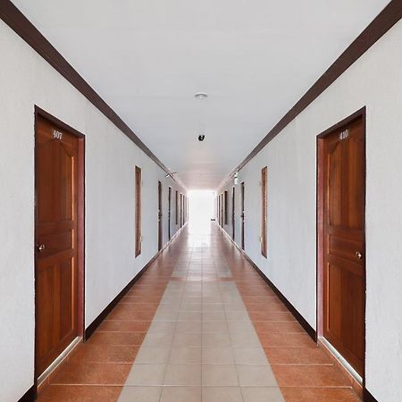 Oyo 794 Nice Mum Lodge Τσιάνγκ Μάι Εξωτερικό φωτογραφία