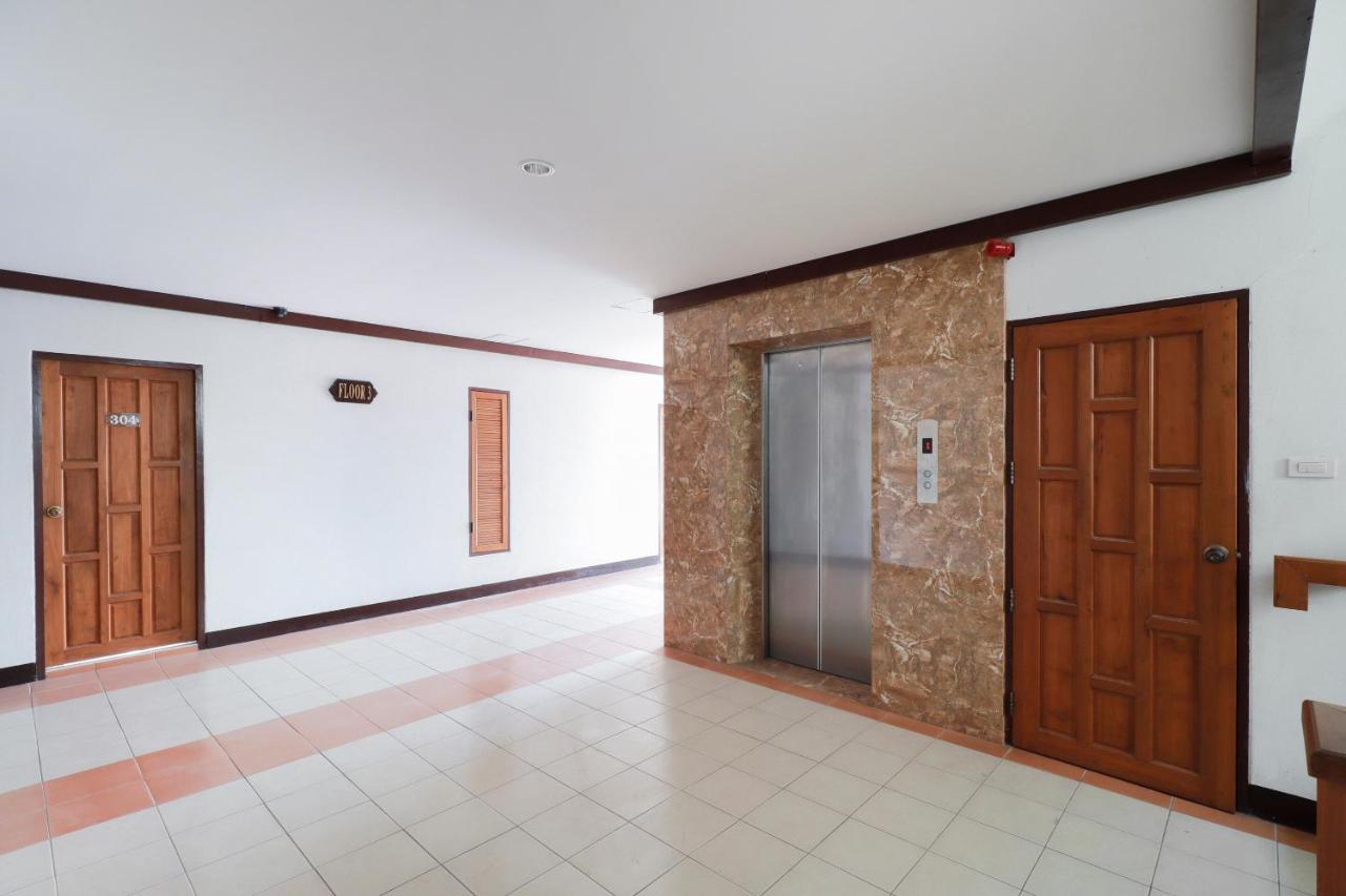 Oyo 794 Nice Mum Lodge Τσιάνγκ Μάι Εξωτερικό φωτογραφία