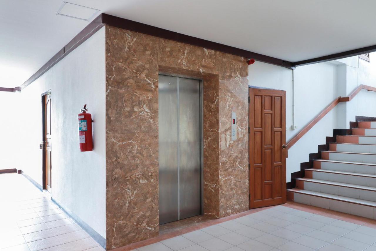 Oyo 794 Nice Mum Lodge Τσιάνγκ Μάι Εξωτερικό φωτογραφία