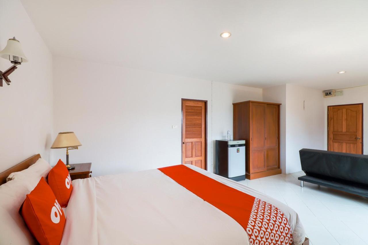 Oyo 794 Nice Mum Lodge Τσιάνγκ Μάι Εξωτερικό φωτογραφία