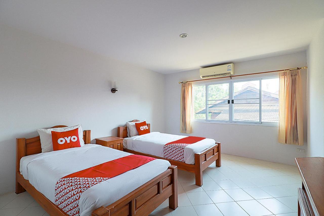 Oyo 794 Nice Mum Lodge Τσιάνγκ Μάι Εξωτερικό φωτογραφία