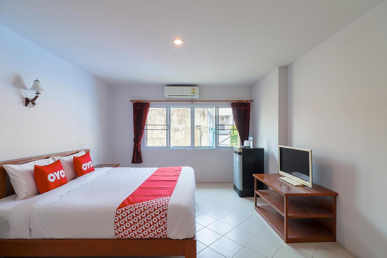 Oyo 794 Nice Mum Lodge Τσιάνγκ Μάι Εξωτερικό φωτογραφία