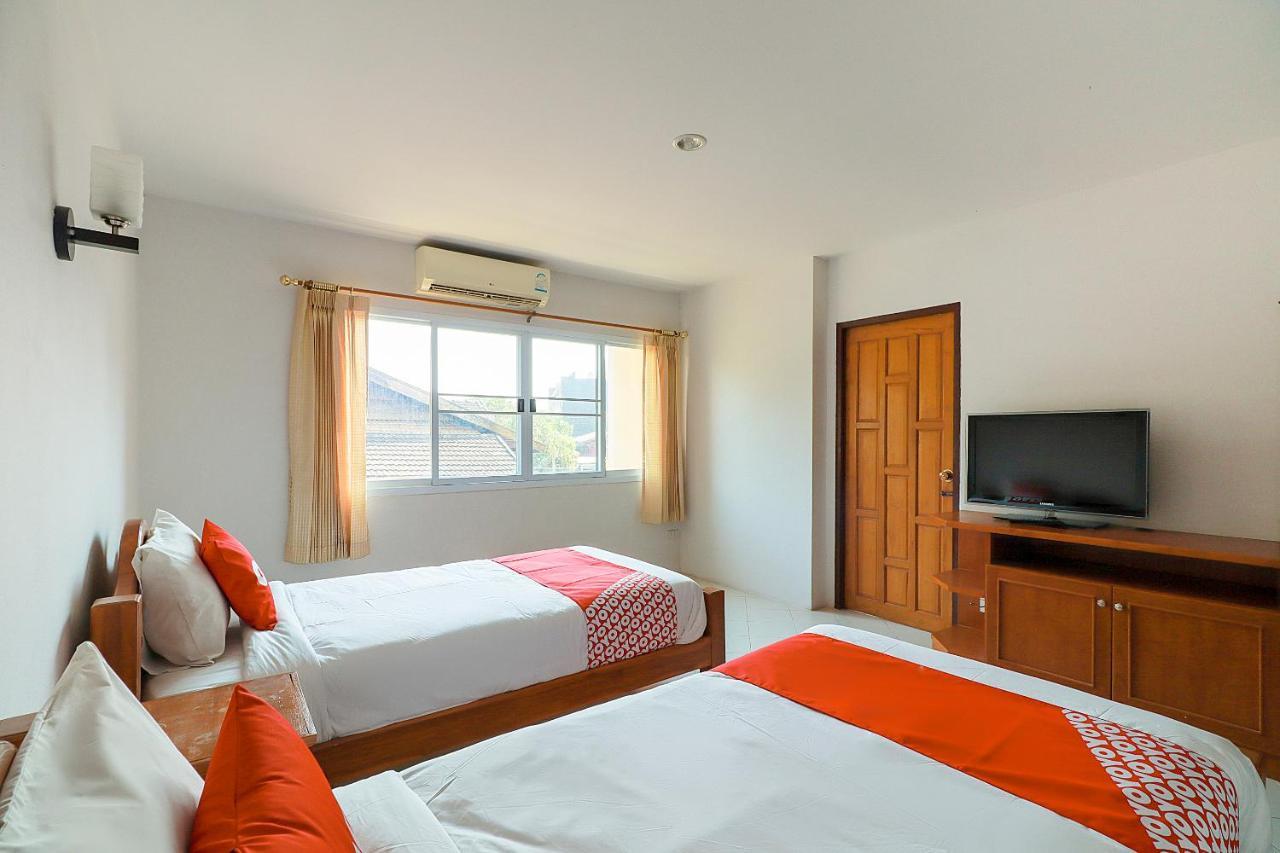 Oyo 794 Nice Mum Lodge Τσιάνγκ Μάι Εξωτερικό φωτογραφία